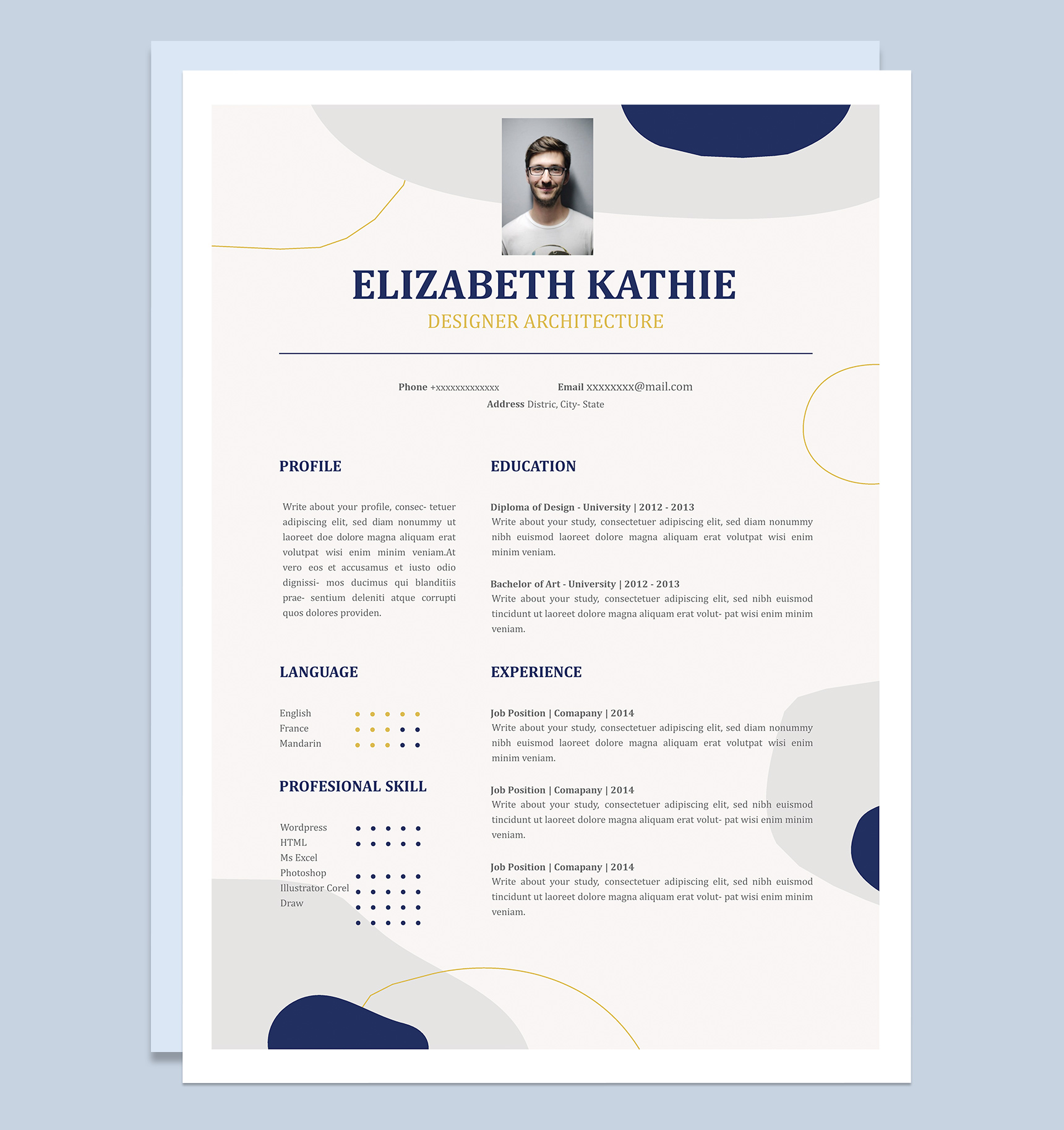 白色创意商务风格个人求职英文简历Word模板