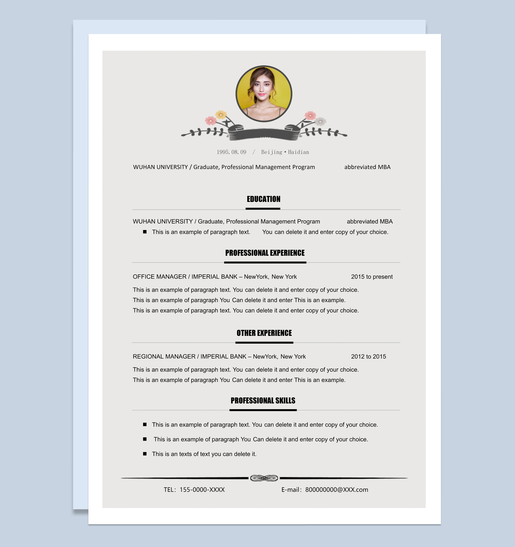 灰色商务风格应届毕业生个人英文简历Word模板