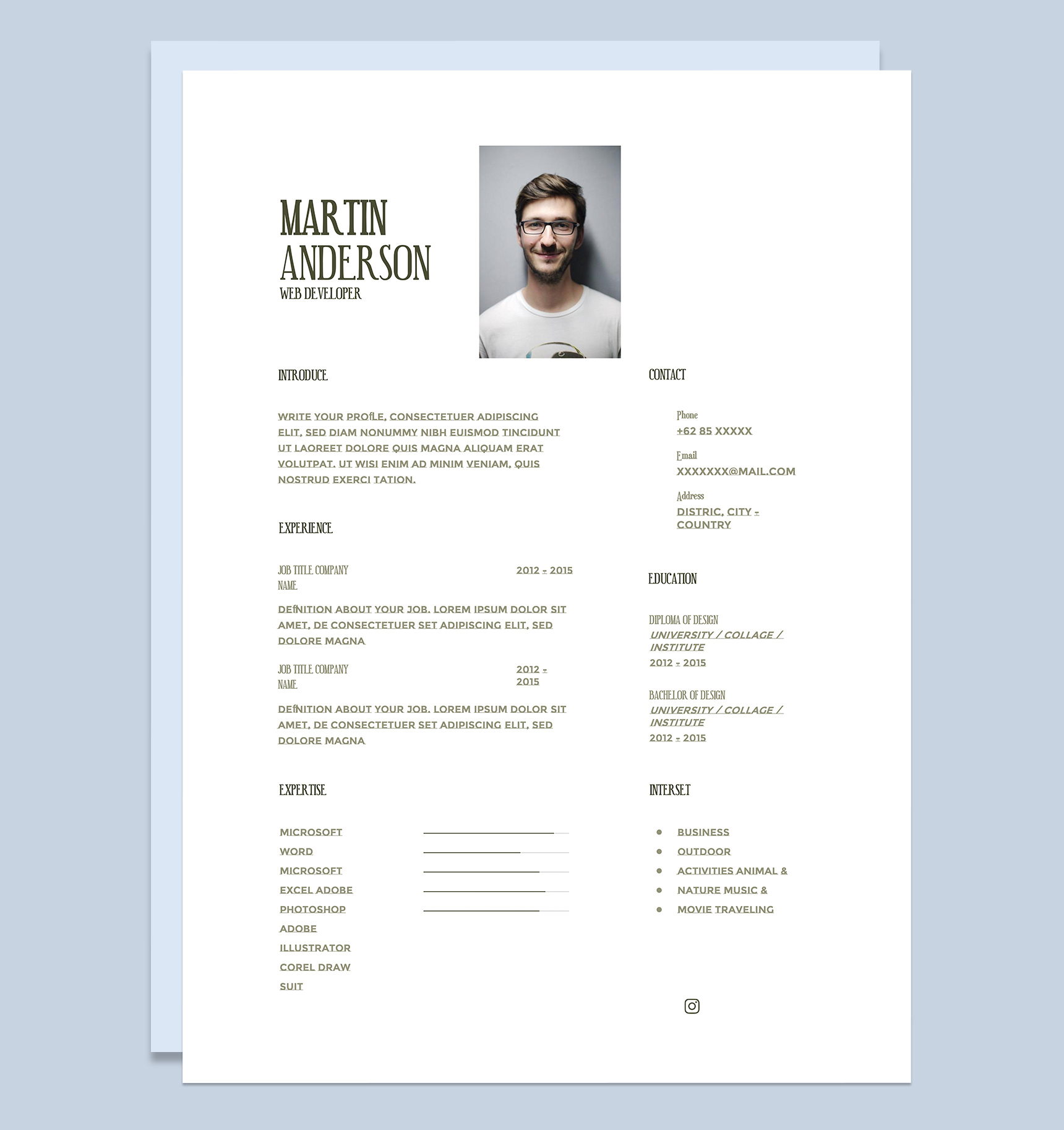 白色简洁简约风格个人应聘英文简历Word模板