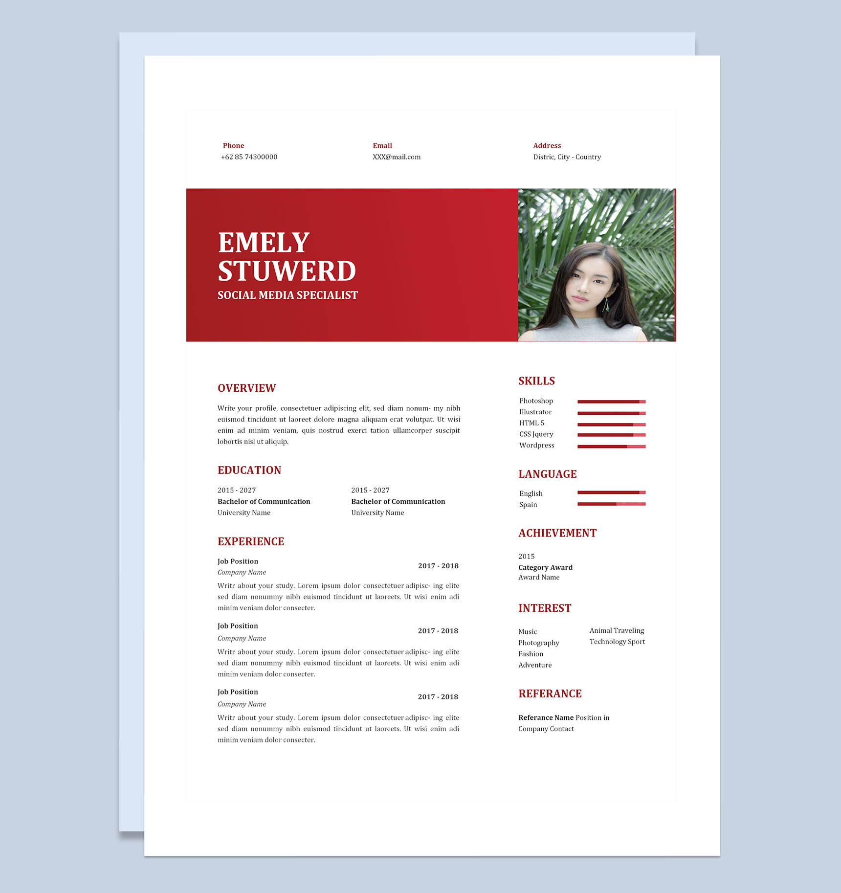 外企社交媒体专家求职通用个人简历Word模板