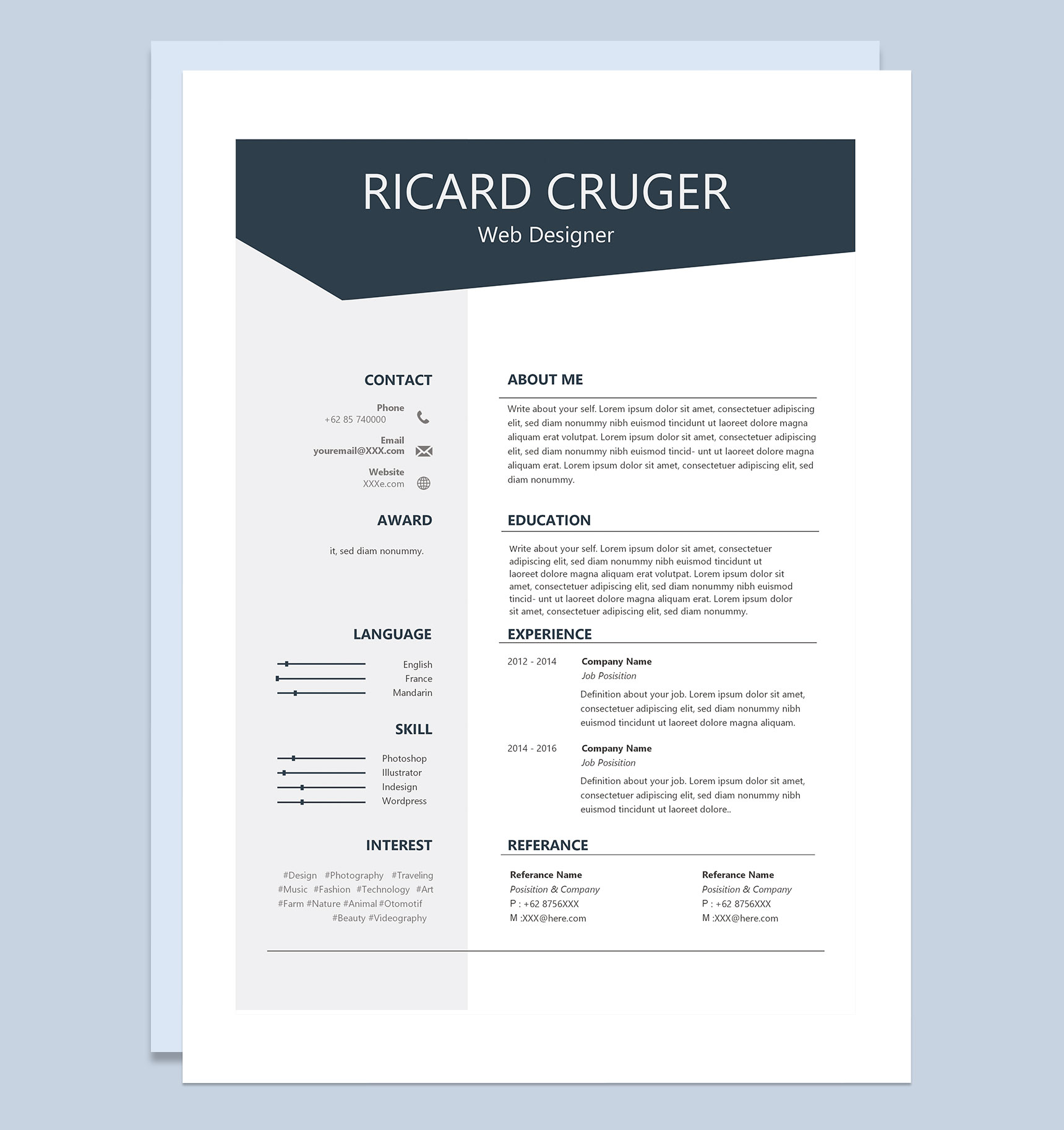 极简欧美风网页设计师求职简历Word模板